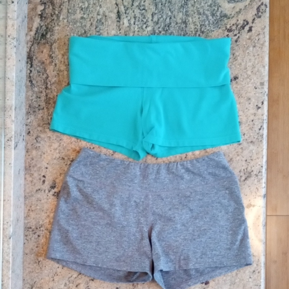 2-Pair Yoga Shorts Soybu Lotus Fit & Lily Lotus Both Size Small